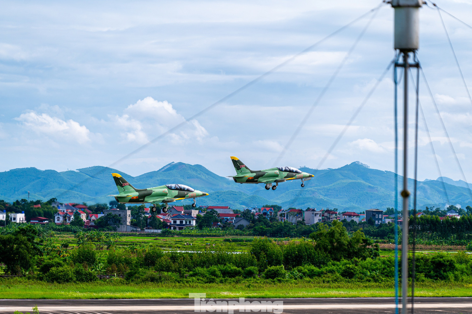 Máy bay huấn luyện L-39NG Việt Nam lần đầu phục vụ đại lễ Quốc khánh 2/9: Tốc độ tối đa 775 km/h- Ảnh 1.