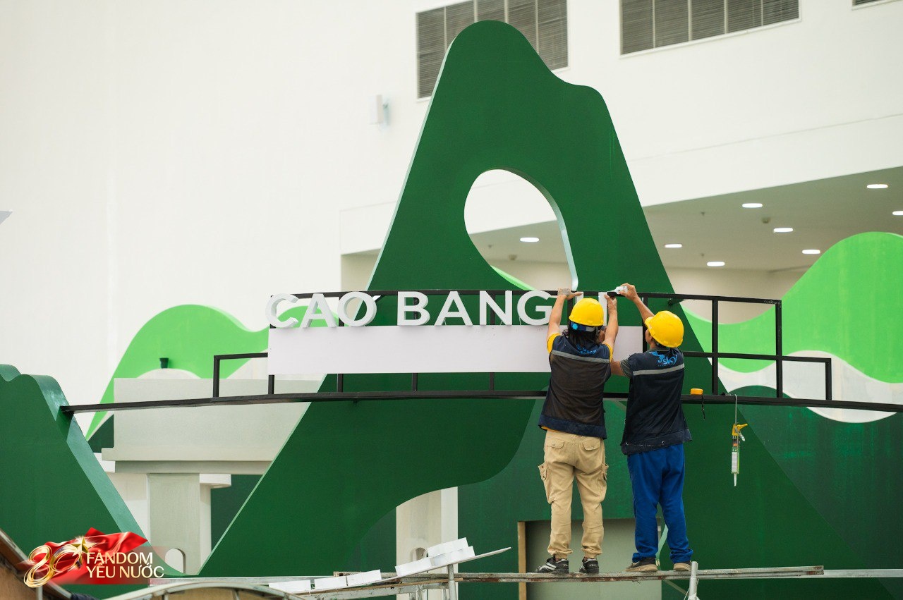 “Mục sở thị” nơi diễn ra triển lãm đặc biệt mừng Quốc khánh: Không gian hoành tráng nhất Việt Nam đang tất bật hoàn thiện trước giờ G- Ảnh 13. “Mục sở thị” nơi diễn ra triển lãm đặc biệt mừng Quốc khánh: Không gian hoành tráng nhất Việt Nam đang tất bật hoàn thiện trước giờ G- Ảnh 13.