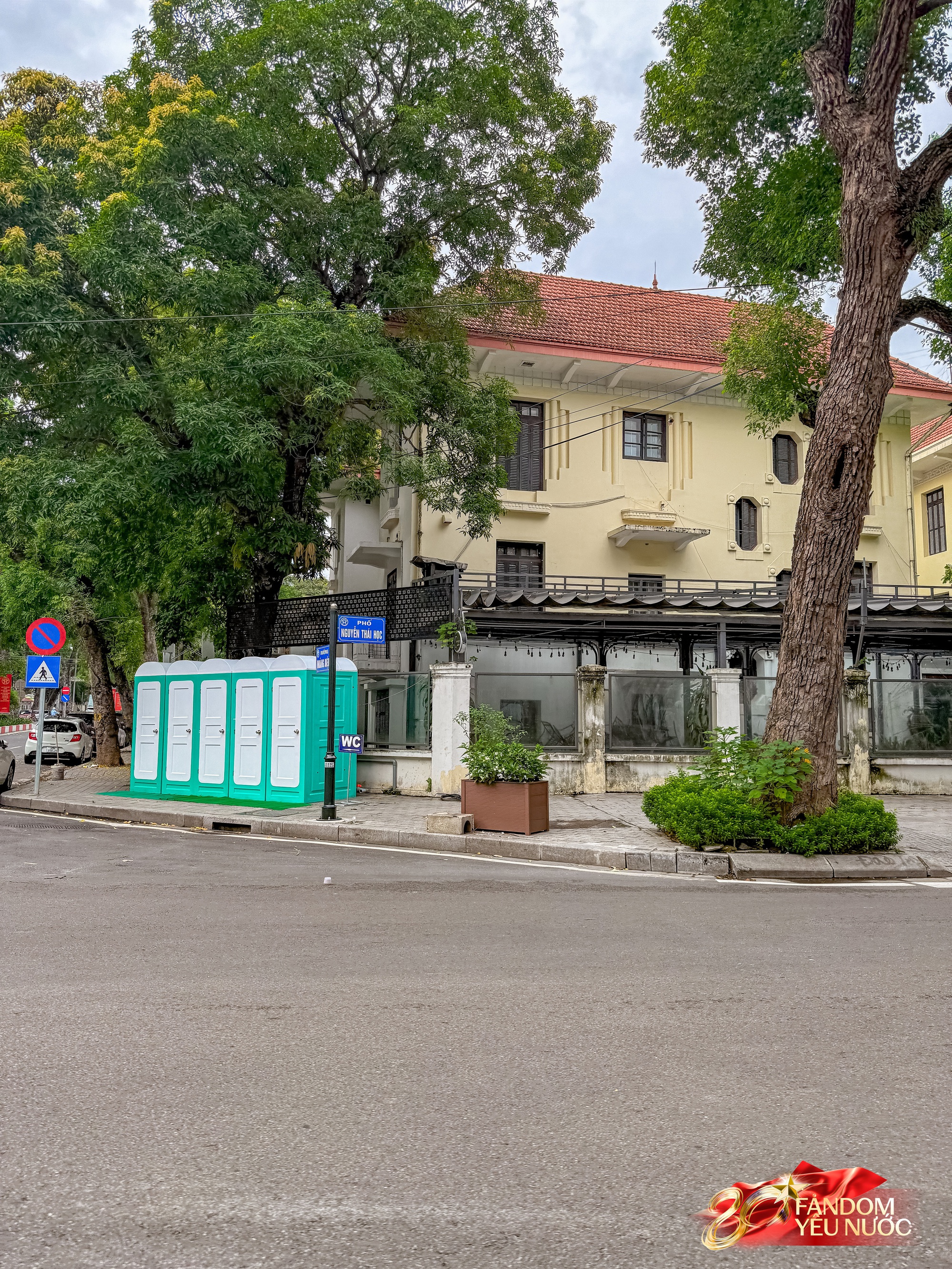 10 "vị trí vàng" để xem diễu binh, diễu hành ngày Quốc khánh 2/9: Nhiều người truyền tai nhau "săn" chỗ từ sớm - Ảnh 11. 10 "vị trí vàng" để xem diễu binh, diễu hành ngày Quốc khánh 2/9: Nhiều người truyền tai nhau "săn" chỗ từ sớm - Ảnh 11.