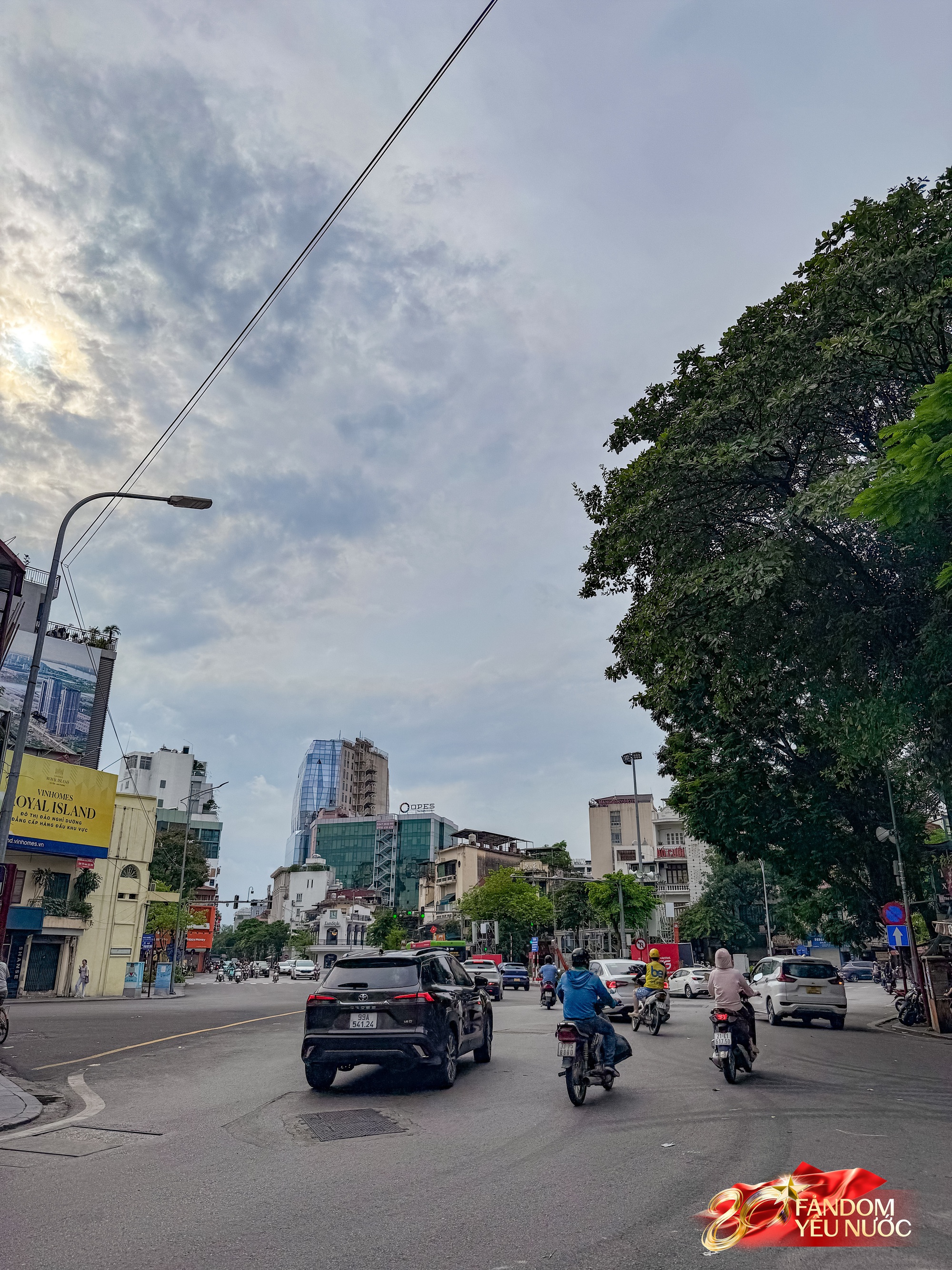 10 "vị trí vàng" để xem diễu binh, diễu hành ngày Quốc khánh 2/9: Nhiều người truyền tai nhau "săn" chỗ từ sớm - Ảnh 12. 10 "vị trí vàng" để xem diễu binh, diễu hành ngày Quốc khánh 2/9: Nhiều người truyền tai nhau "săn" chỗ từ sớm - Ảnh 12.