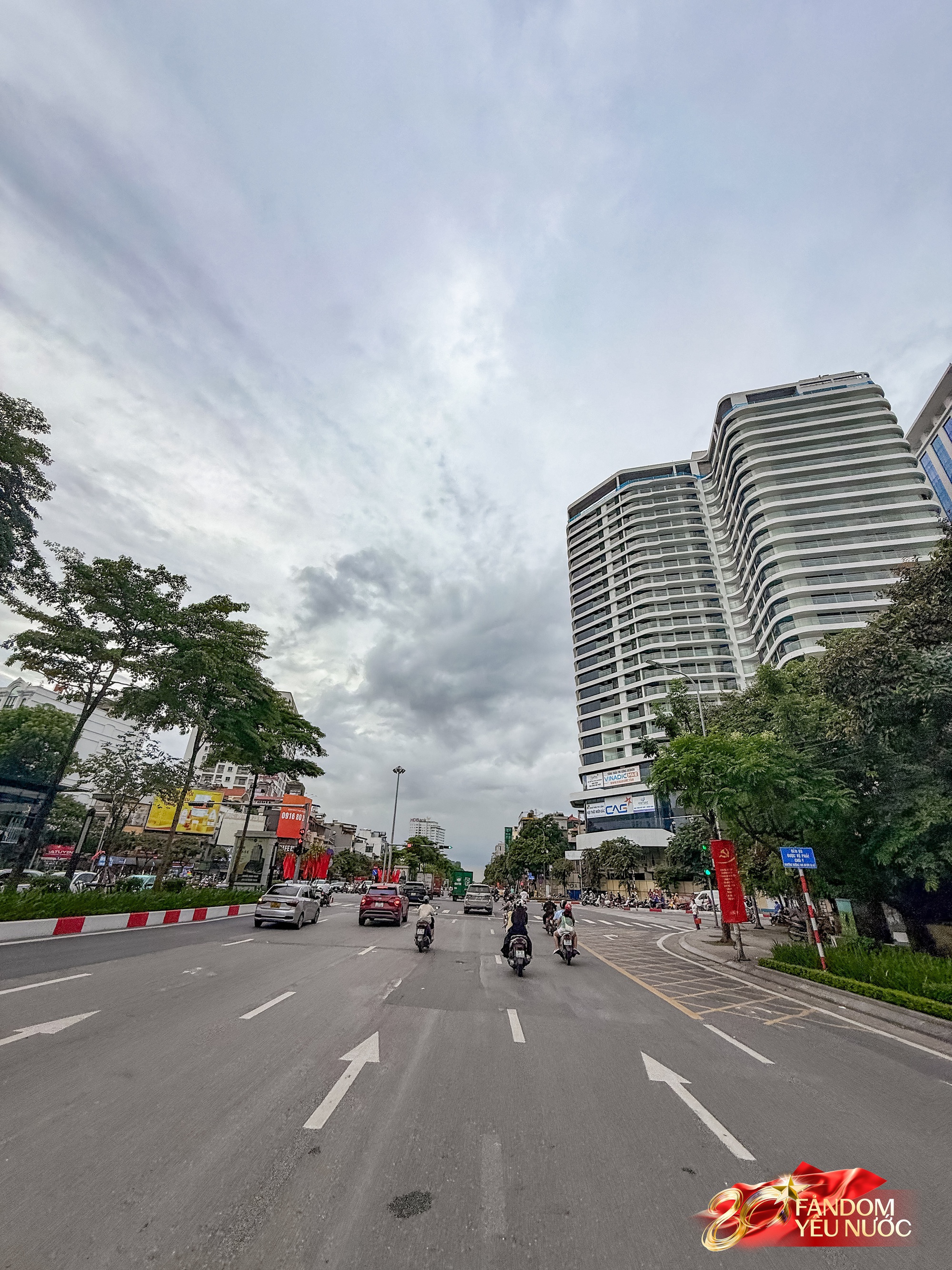 10 "vị trí vàng" để xem diễu binh, diễu hành ngày Quốc khánh 2/9: Nhiều người truyền tai nhau "săn" chỗ từ sớm - Ảnh 16. 10 "vị trí vàng" để xem diễu binh, diễu hành ngày Quốc khánh 2/9: Nhiều người truyền tai nhau "săn" chỗ từ sớm - Ảnh 16.