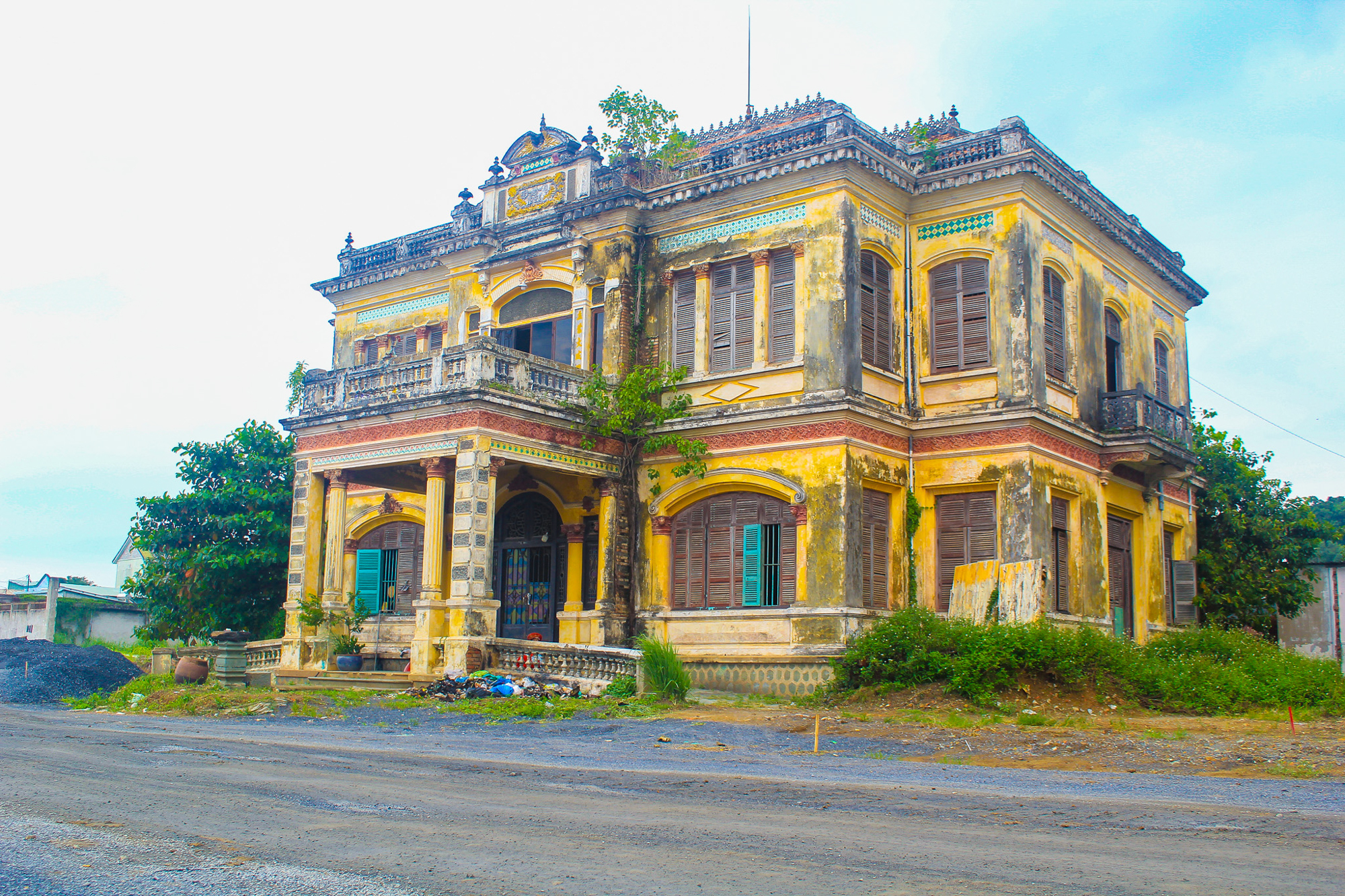 Ngắm đường ven sông trị giá gần 2.000 tỷ sắp thông xe: Cách TP.HCM một cây cầu, đẩy giá đất lên đến 200 triệu đồng/m2- Ảnh 3. Ngắm đường ven sông trị giá gần 2.000 tỷ sắp thông xe: Cách TP.HCM một cây cầu, đẩy giá đất lên đến 200 triệu đồng/m2- Ảnh 3.