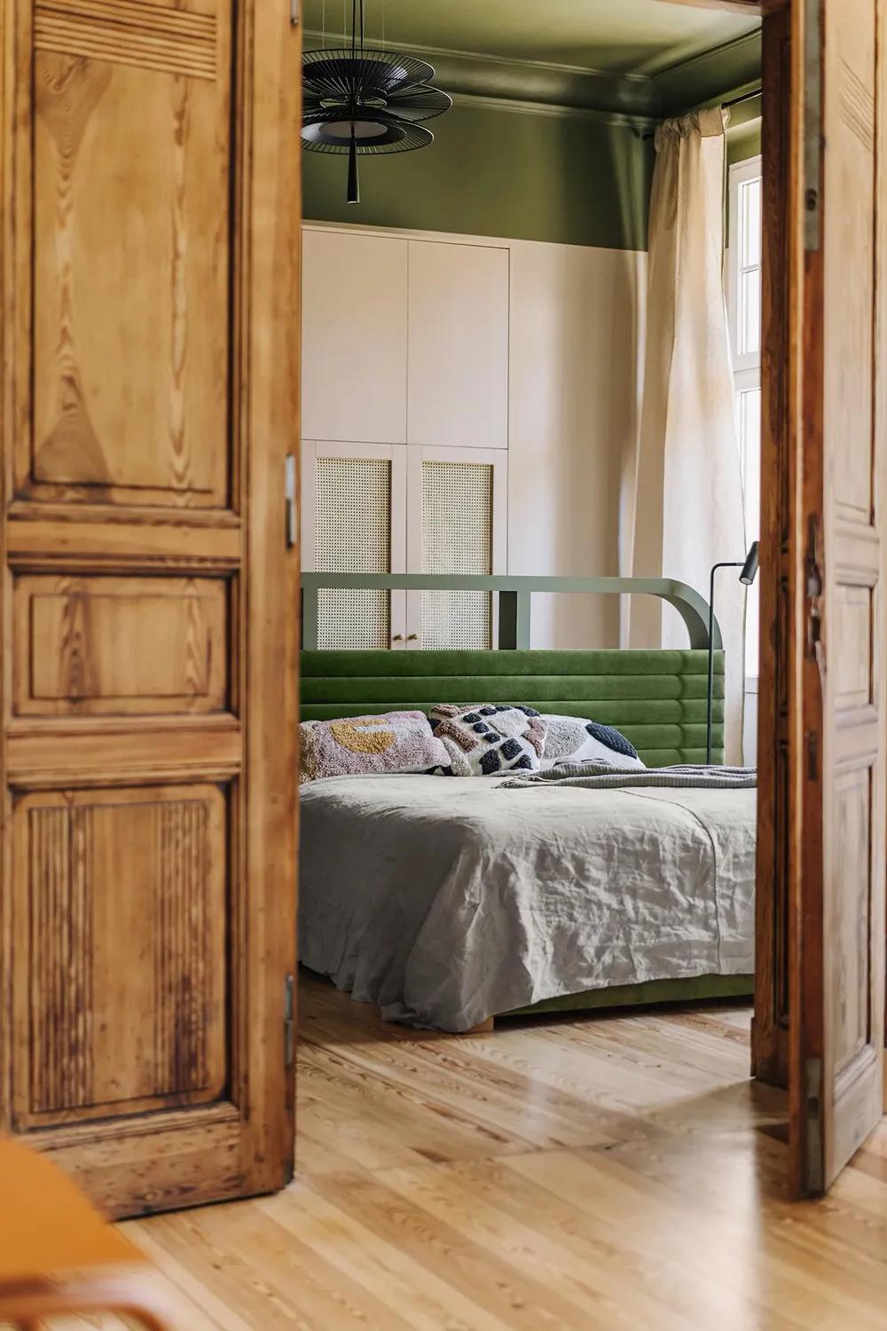 Ngắm căn hộ 97m2 được chấm 9/10 điểm phong thủy của cặp vợ chồng trung niên: Màu sắc, nội thất và năng lượng hài hòa dẫn lối may mắn- Ảnh 8.