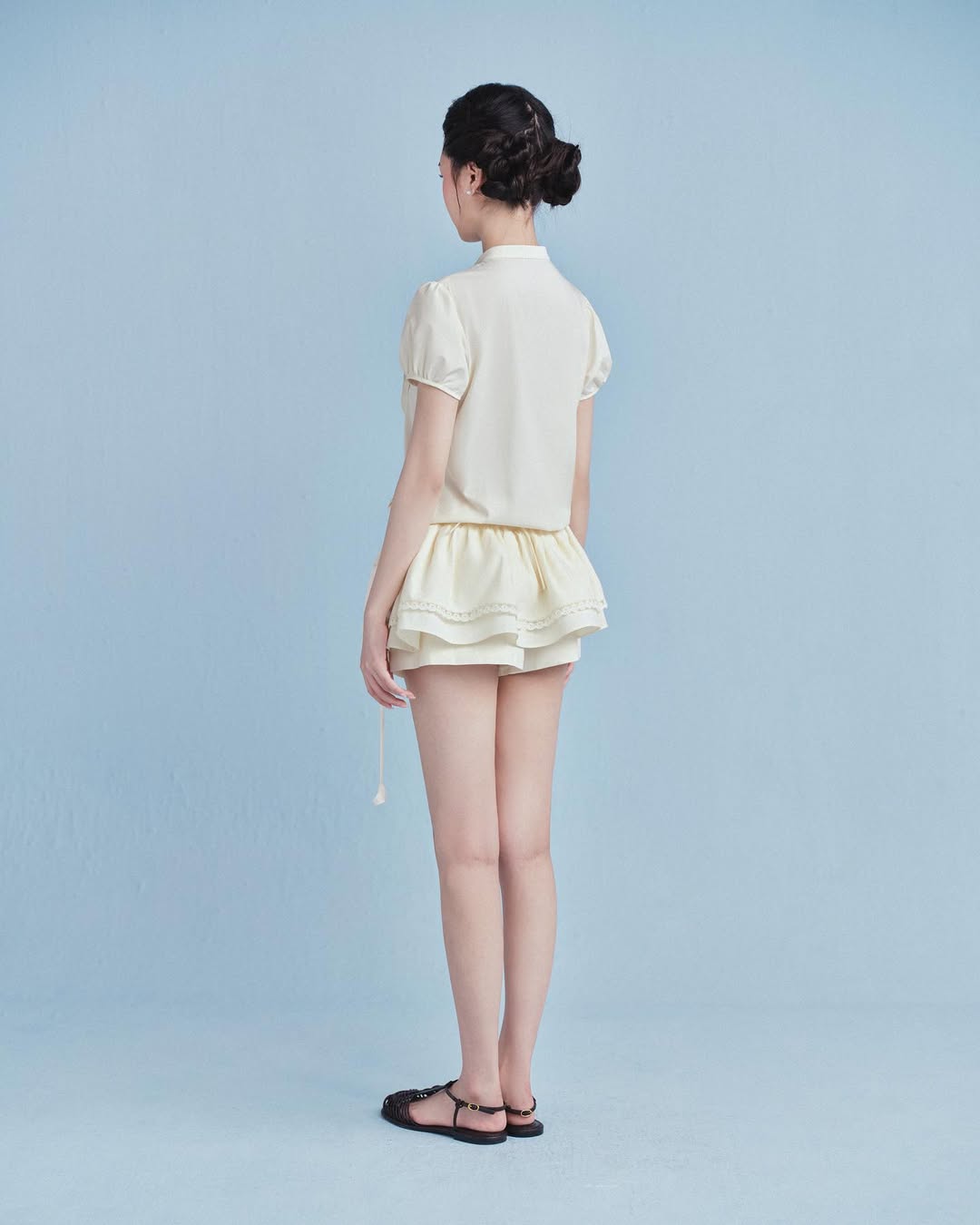 Mặc kệ khách hàng kêu than, nhiều local brand Việt vẫn tham làm đồ bé xíu, mặc là hở!- Ảnh 16. Mặc kệ khách hàng kêu than, nhiều local brand Việt vẫn tham làm đồ bé xíu, mặc là hở!- Ảnh 16.