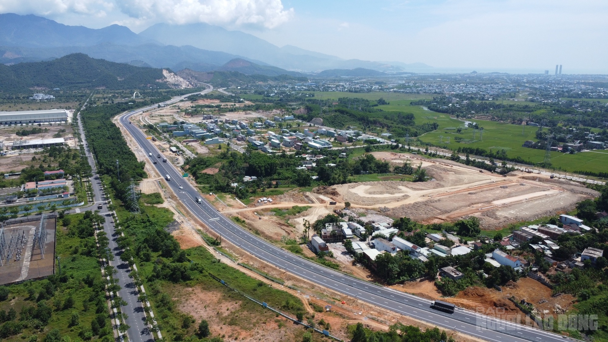 Hôm nay 19-8, thông tuyến cao tốc Bắc - Nam từ Hà Nội đến Đà Nẵng dài khoảng 750 km- Ảnh 2.