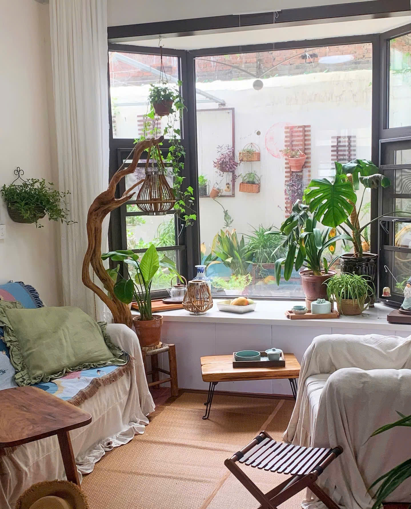 Căn nhà 100m2 của người phụ nữ sinh năm 1975 không lương hưu, không con cái gây kinh ngạc- Ảnh 3. Căn nhà 100m2 của người phụ nữ sinh năm 1975 không lương hưu, không con cái gây kinh ngạc- Ảnh 3.