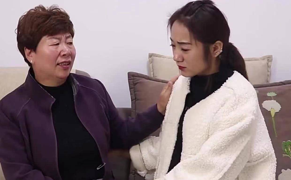 Tôi muốn ly hôn nhưng mỗi lần nghĩ tới chuyện phải xa mẹ chồng là lại đau đớn- Ảnh 1. Tôi muốn ly hôn nhưng mỗi lần nghĩ tới chuyện phải xa mẹ chồng là lại đau đớn- Ảnh 1.