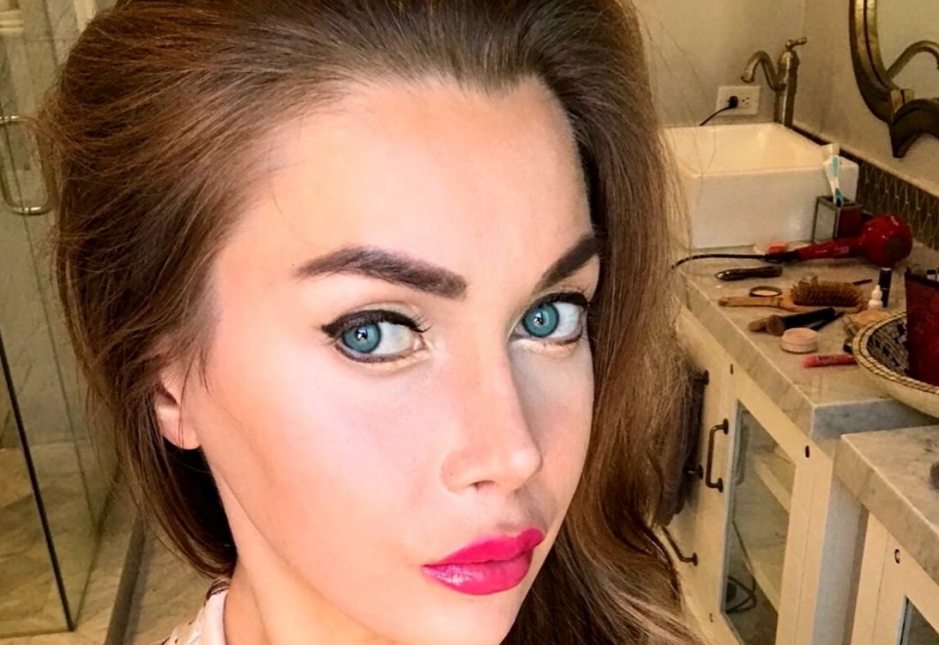 Chi gần 3 tỷ để trở thành "phiên bản hoàn hảo của công chúa Disney", người mẫu ngoài 30 tuổi phải dừng lại vì 1 lý do- Ảnh 3.