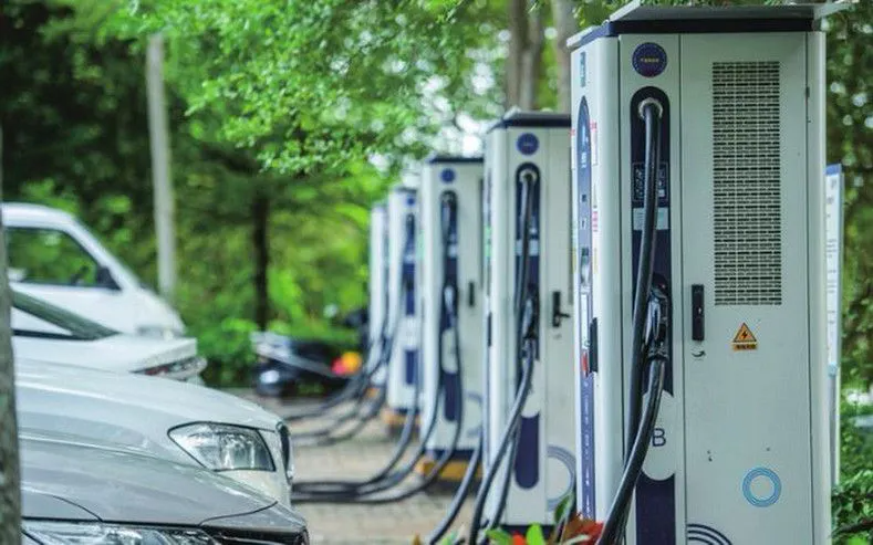 Ô tô năng lượng mới bứt phá tại Trung Quốc - Ảnh 1.