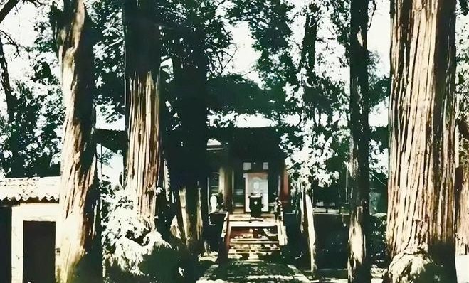 Ảnh hiếm 100 năm trước hé lộ 'hình dáng gốc' của Thiếu Lâm Tự: Sau biến cố bất ngờ đã hồi sinh từ tro tàn- Ảnh 14.