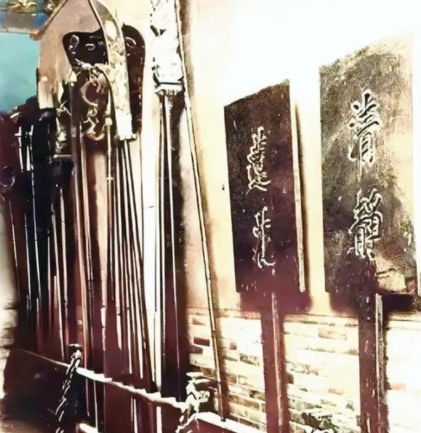 Ảnh hiếm 100 năm trước hé lộ 'hình dáng gốc' của Thiếu Lâm Tự: Sau biến cố bất ngờ đã hồi sinh từ tro tàn- Ảnh 8.