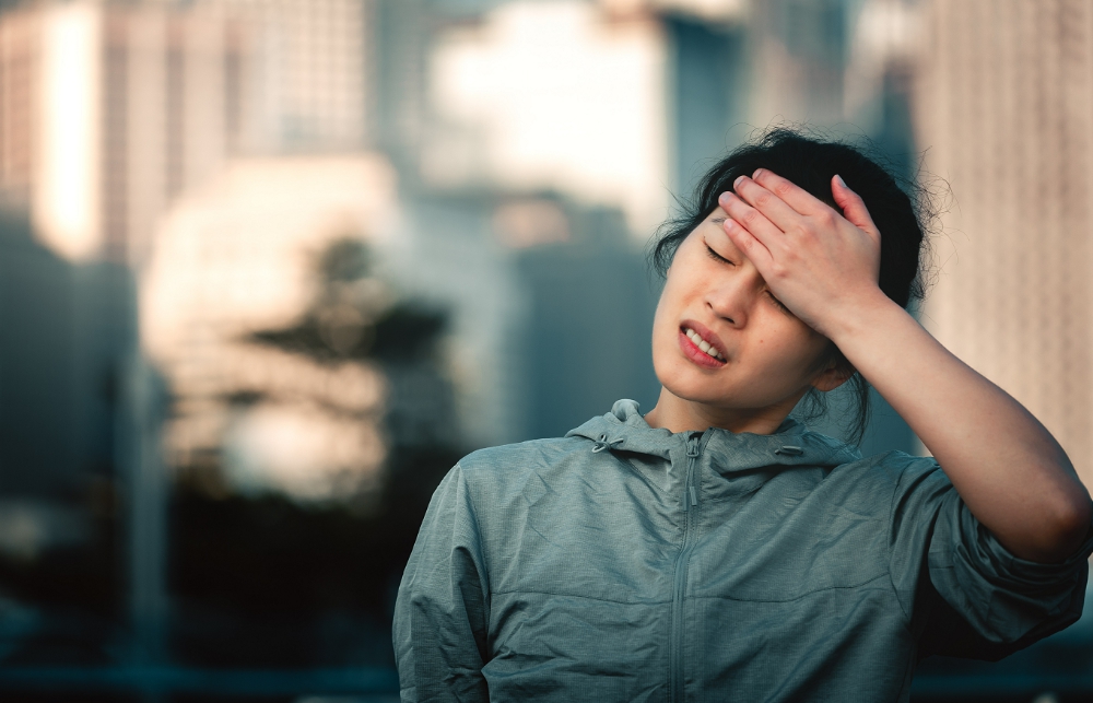 Một thói quen phổ biến tưởng vô hại nhưng khiến bạn ngày càng bất an, lo lắng đủ điều và không thể hạnh phúc- Ảnh 1.