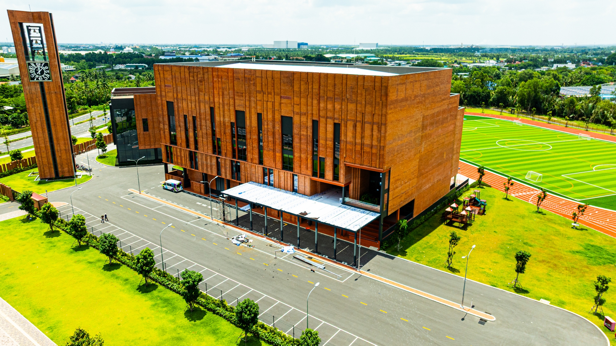 Toàn cảnh đại đô thị lớn nhất của Nam Long: 3 mặt giáp sông, tiện ích đầy đủ nhưng vắng người ở- Ảnh 11.