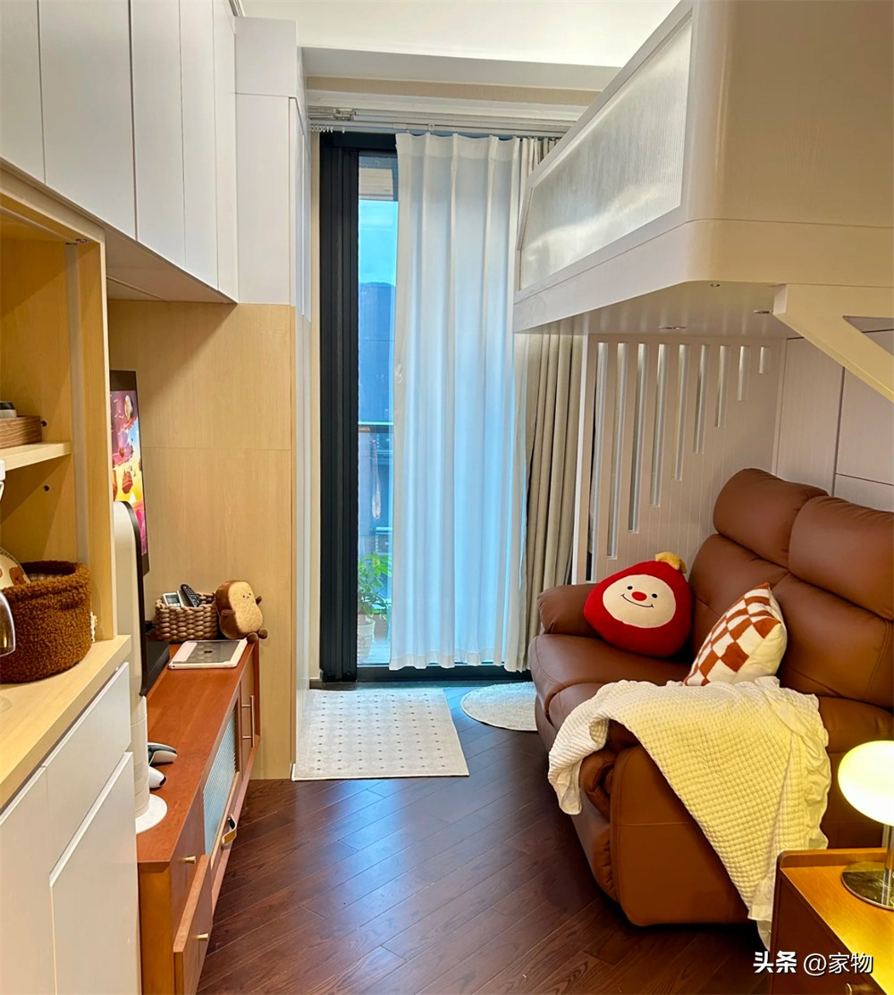 Cô gái 32 tuổi làm việc chăm chỉ, dành dụm mua căn hộ 19m² giá hơn 14 tỷ đồng: Nhỏ nhưng tối ưu từng centimet- Ảnh 11.