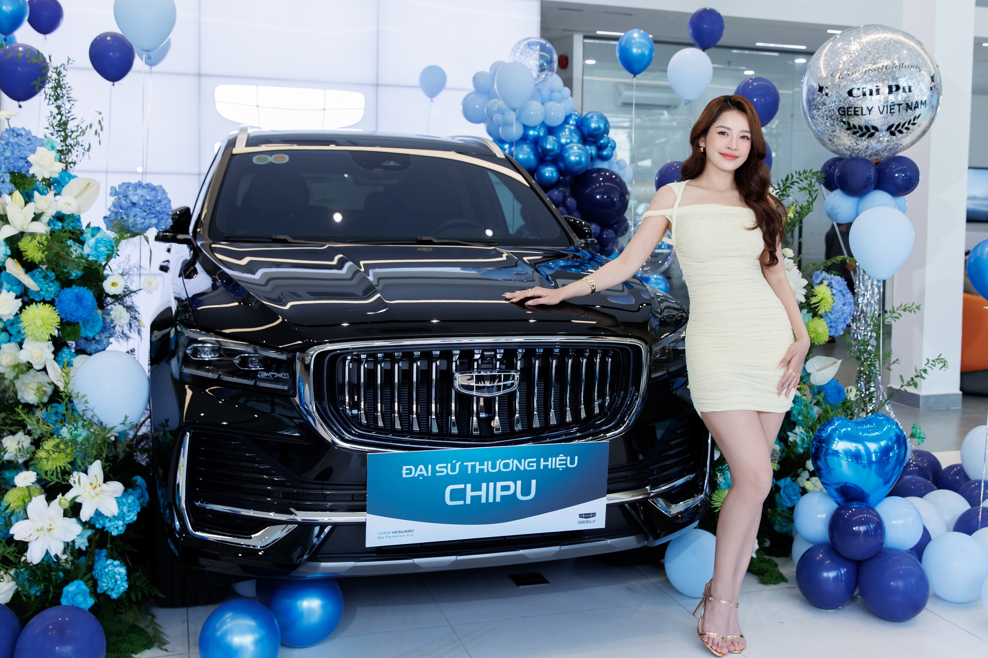 Hé lộ xế hộp tiền tỷ vừa về tay Chi Pu, "người bạn đồng hành" mới đặc biệt thế nào?- Ảnh 2. Hé lộ xế hộp tiền tỷ vừa về tay Chi Pu, "người bạn đồng hành" mới đặc biệt thế nào?- Ảnh 2.