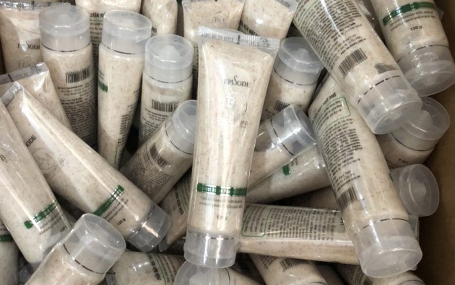 Bộ Y tế thu hồi và tiêu hủy lô sản phẩm sữa rửa mặt và gel nhiệt miệng kém chất lượng - Ảnh 1.