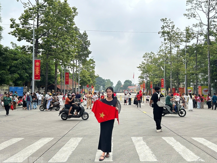 Xem diễu binh, diễu hành A80, người dân có thể để xe máy, ô tô ở đâu?- Ảnh 1. Xem diễu binh, diễu hành A80, người dân có thể để xe máy, ô tô ở đâu?- Ảnh 1.