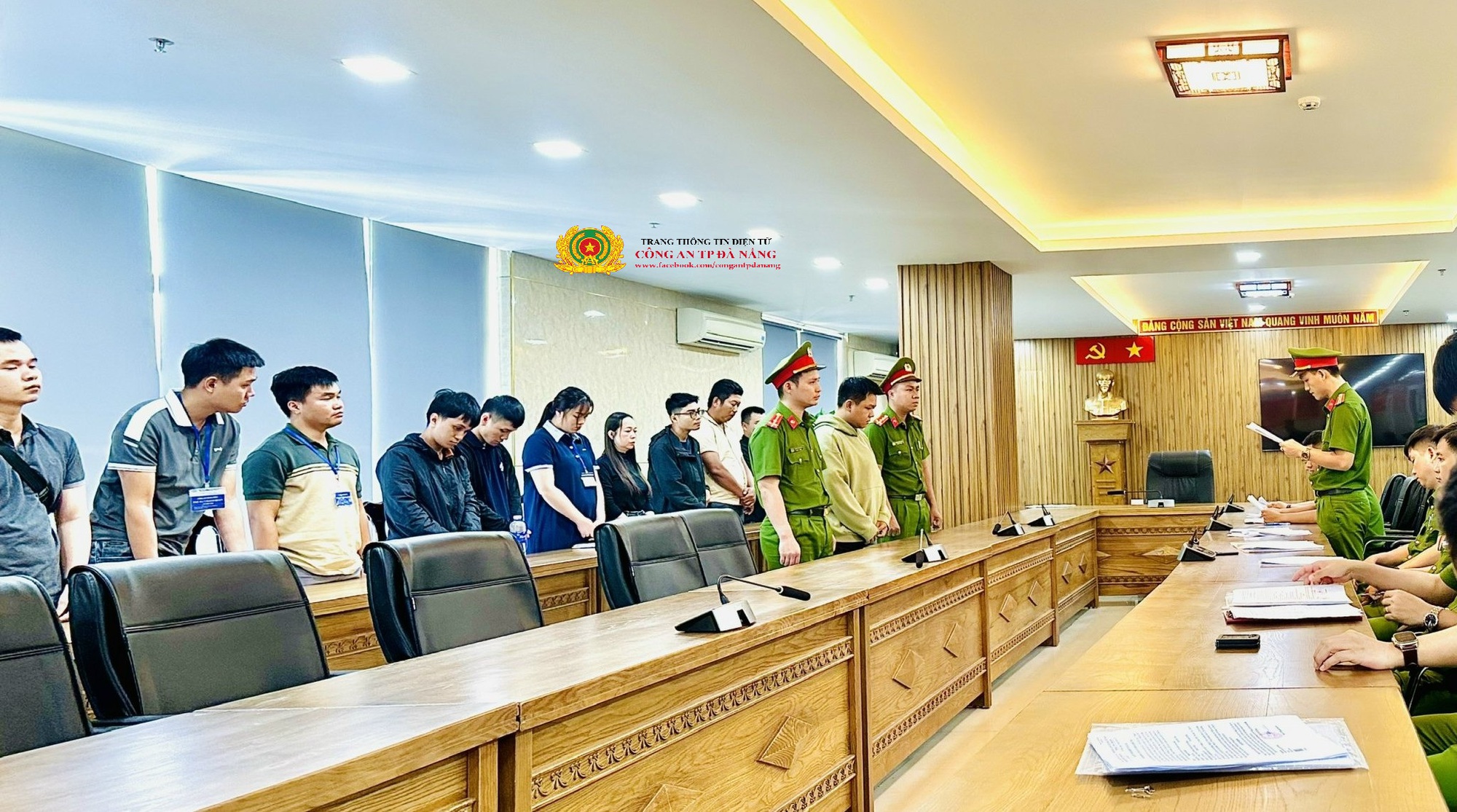 3 nhân viên ngân hàng cấu kết với tội phạm trong đường dây rửa tiền 30 nghìn tỷ như thế nào?- Ảnh 4. 3 nhân viên ngân hàng cấu kết với tội phạm trong đường dây rửa tiền 30 nghìn tỷ như thế nào?- Ảnh 4.