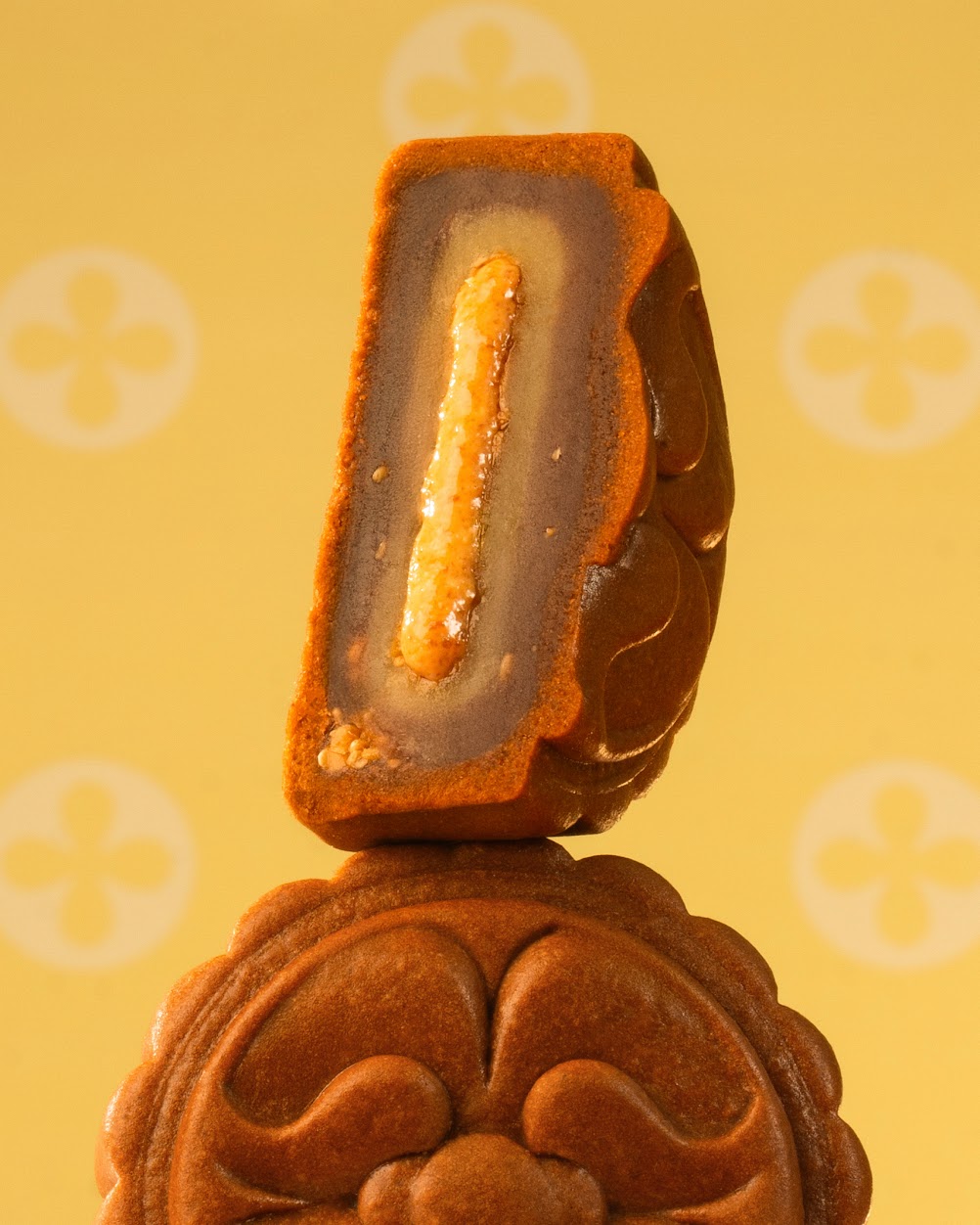 Một thương hiệu đưa vị bánh tráng trộn vào bánh trung thu: Chiến lược ‘bán ký ức’ trên thị trường nghìn tỷ - Ảnh 4.