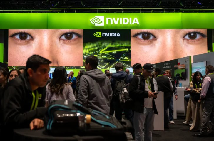 Sức mạnh không tưởng của Nvidia: Một buổi công bố kết quả kinh doanh quý khiến thị trường chứng khoán chao đảo mạnh hơn cả tuyên bố của Fed - Ảnh 1.