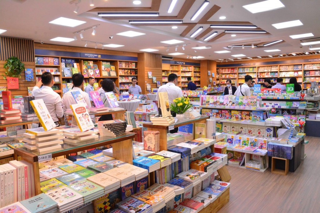 Mùa sôi động: Thị trường sách vở, ứng dụng công cụ học tập “óng” từng ngày