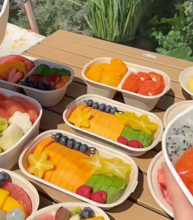 Kinh doanh hoa quả cắt sẵn: Dậy từ 4h sáng để đi mua hoa quả, có người còn đầu tư 20-40 triệu để khởi nghiệp- Ảnh 1.