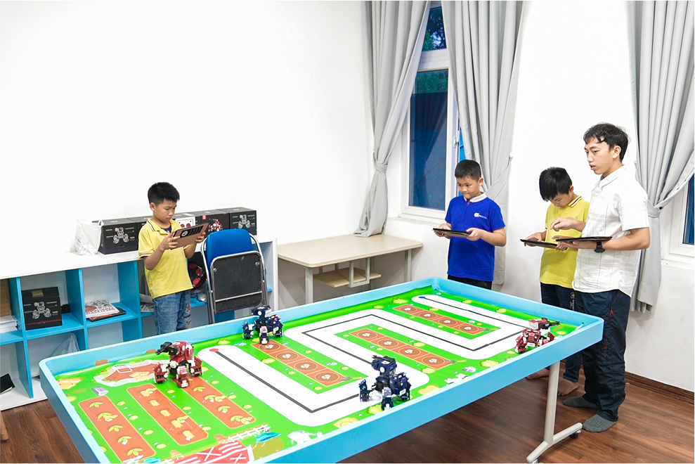 Chủ tịch Samsung Đông Nam Á & Châu Đại Dương khẳng định cam kết nhằm tạo ra “AI bền vững và có đạo đức” trước thềm BCA 2025- Ảnh 14. Chủ tịch Samsung Đông Nam Á & Châu Đại Dương khẳng định cam kết nhằm tạo ra “AI bền vững và có đạo đức” trước thềm BCA 2025- Ảnh 14.