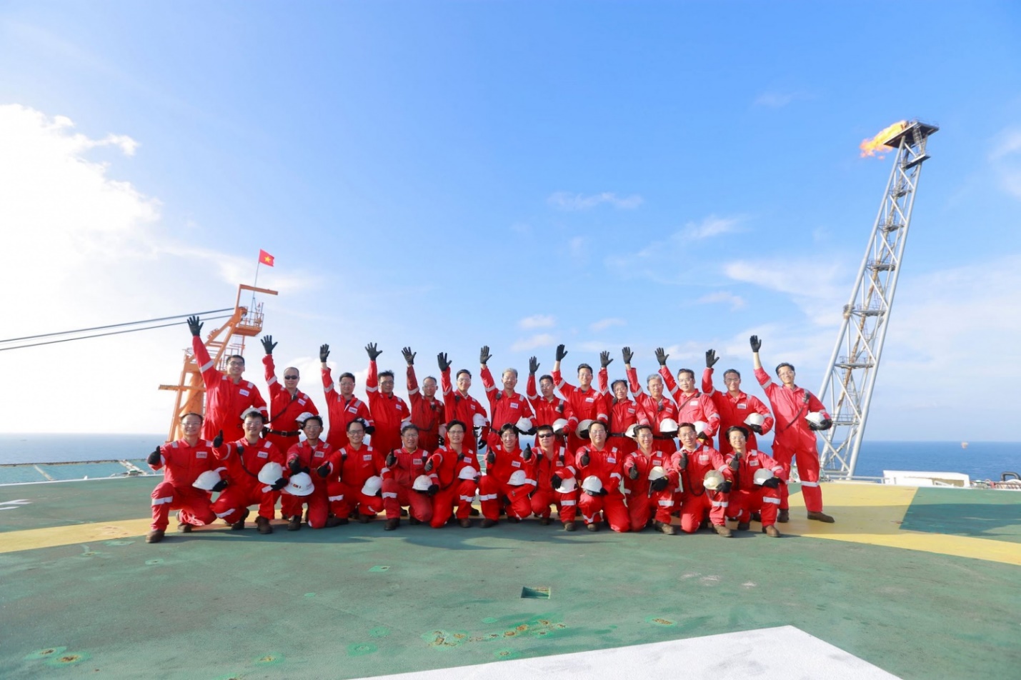 PVEP chuyển mình mạnh mẽ cùng chuyển đổi số - Ảnh 1. PVEP chuyển mình mạnh mẽ cùng chuyển đổi số - Ảnh 1.