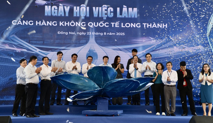 Gần 10.000 người dự ngày hội việc làm sân bay Long Thành- Ảnh 5.