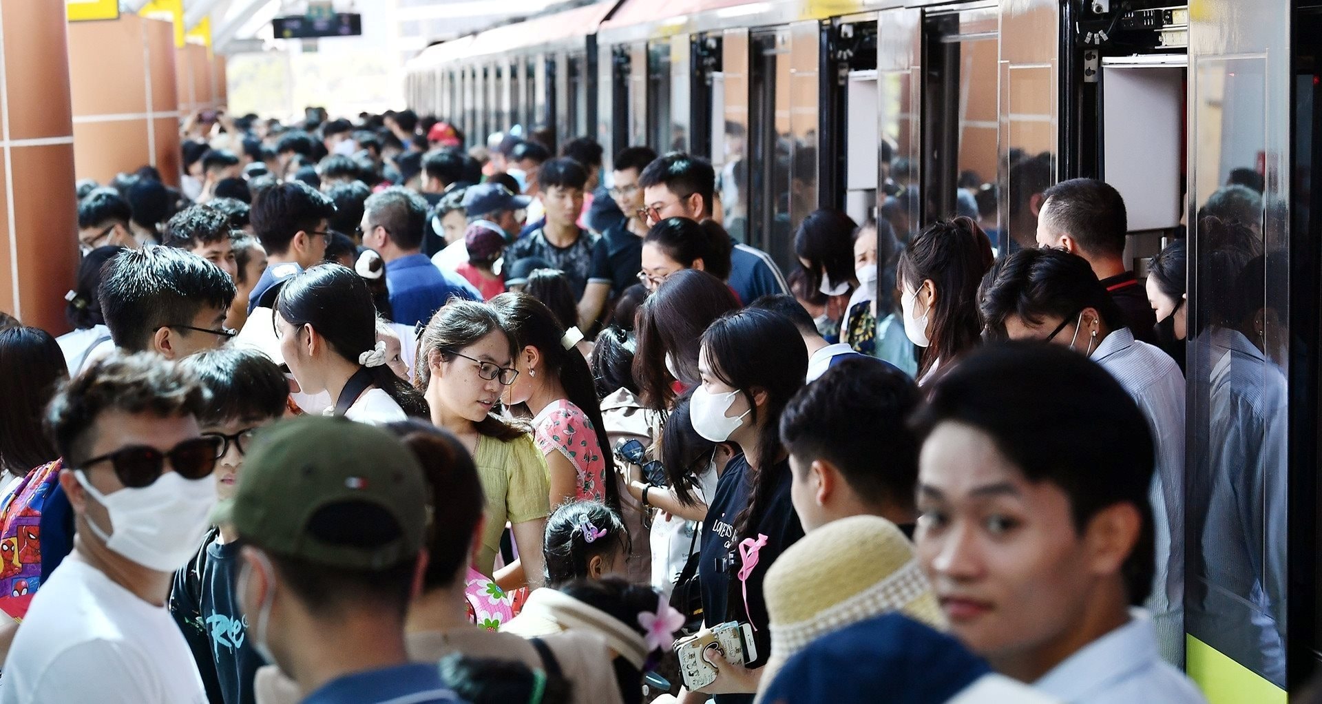 Chỉ 6 ngày nữa, hàng triệu người dân sẽ được hưởng tiện ích chưa từng có ở Hà Nội- Ảnh 1.