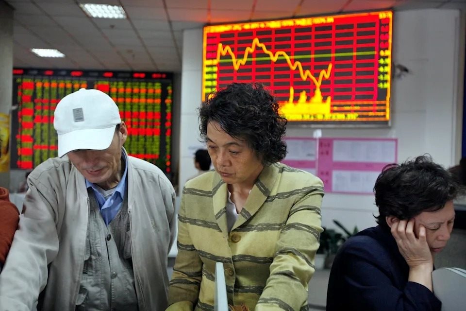 Ôm hơn 22.000 tỷ USD tiền mặt, dân nước láng giềng Việt Nam né bất động sản, đổ tiền vào kênh đầu tư quen thuộc với tâm lý FOMO mạnh hơn bao giờ hết- Ảnh 1.