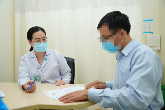 Bệnh gout "tấn công" người trẻ- Ảnh 1.