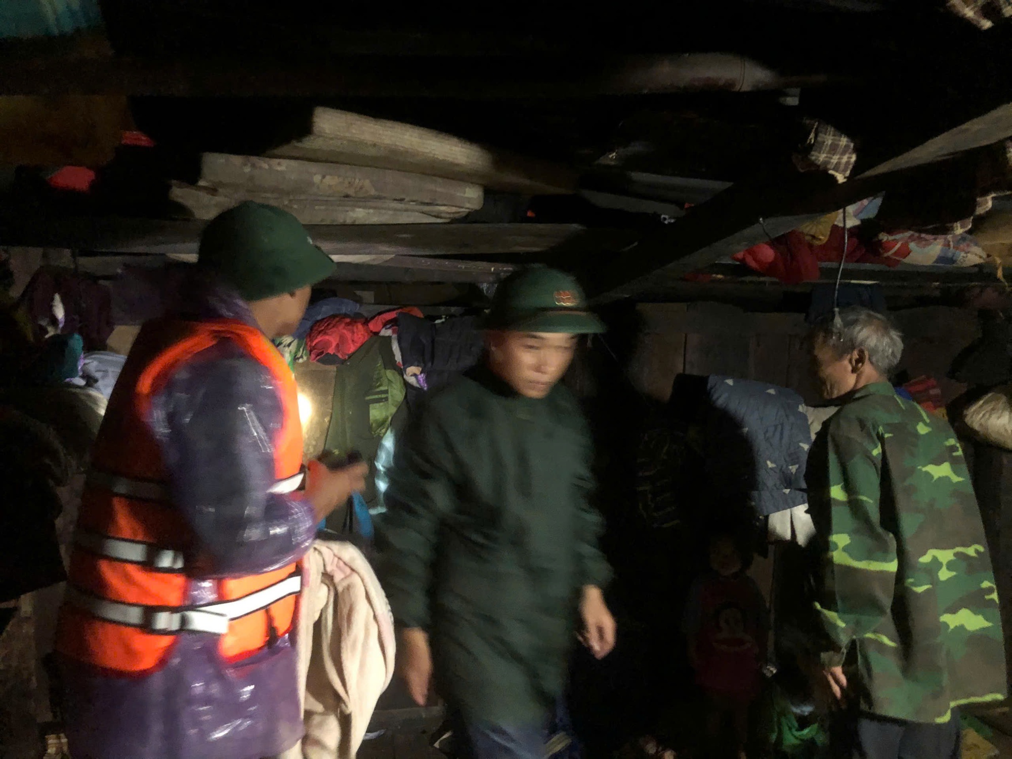 Bão số 5 (Kajiki) gây mưa lớn và gió mạnh tại Hà Tĩnh, Quảng Trị - Ảnh 4.