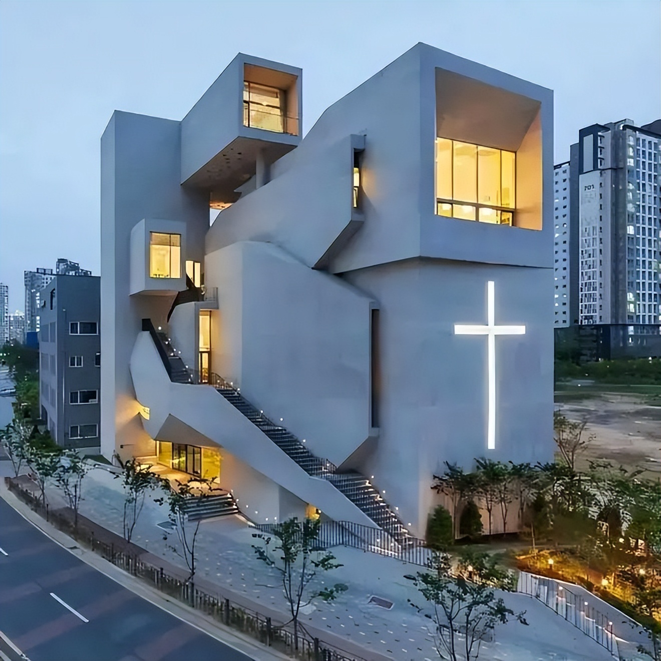 Mua nhà gần 5 vị trí này, 9/10 gia đình đều khấm khá hơn sau vài năm - không mê tín, mà là kinh nghiệm thực tế- Ảnh 2.