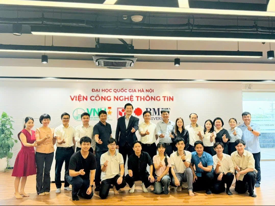 PGS.TS Lê Hoàng Sơn: Better Choice Awards cần ưu tiên các sản phẩm công nghệ “Make in Vietnam”, với hàm lượng chất xám cao do người Việt làm chủ- Ảnh 6.