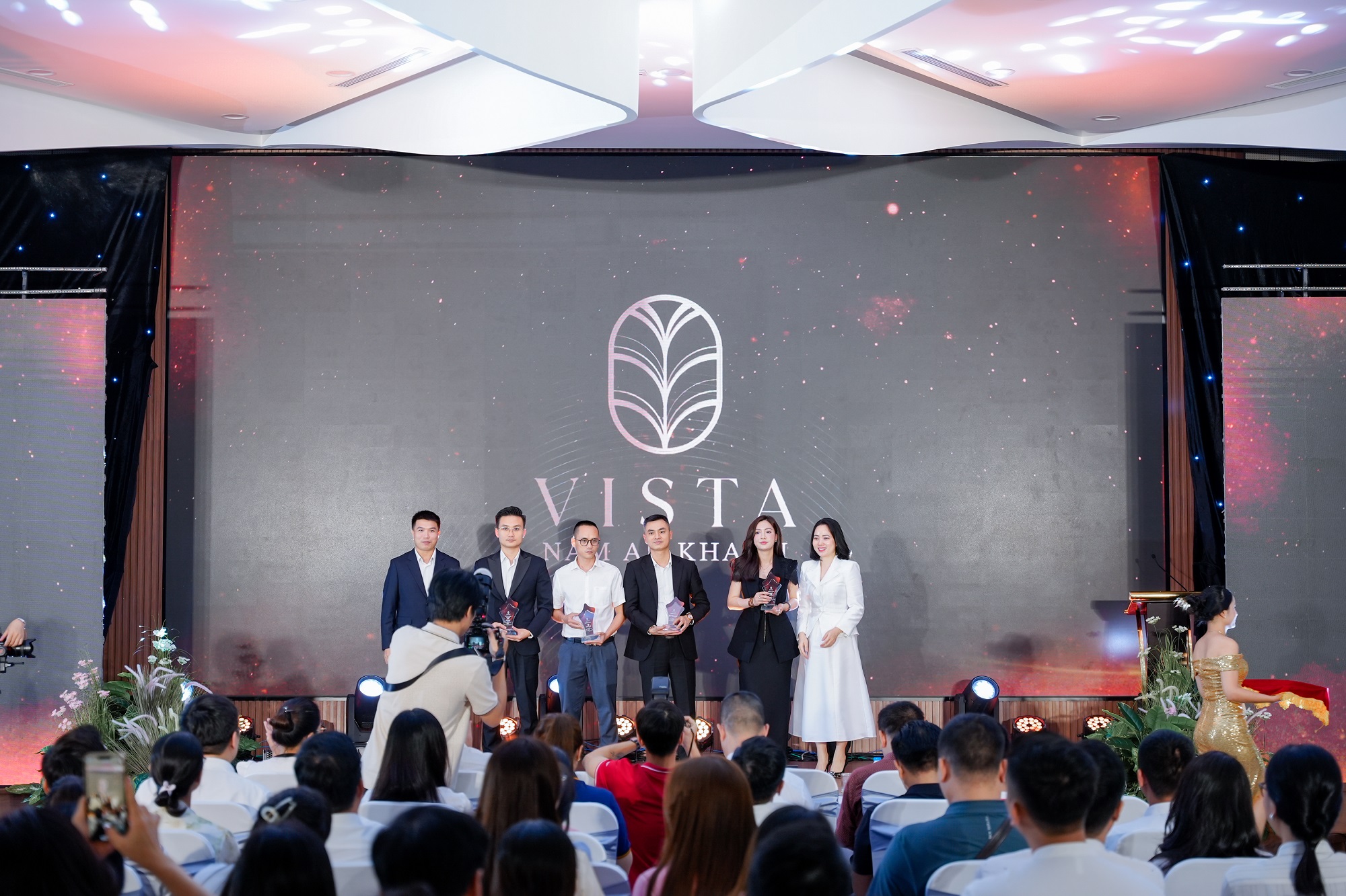 Vista Nam An Khánh định vị bất động sản nghệ thuật - Ảnh 3. Vista Nam An Khánh định vị bất động sản nghệ thuật - Ảnh 3.