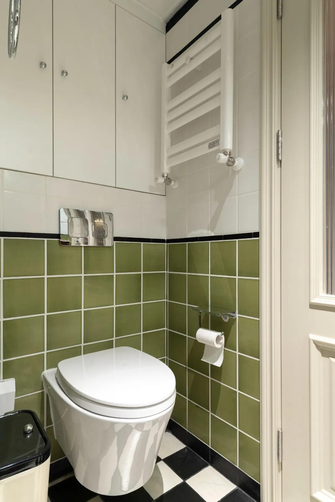 Ngôi nhà 100m² của cặp vợ chồng trung niên: Chi hơn 2 tỷ đồng biến căn hộ cũ thành “Thành phố hoa” ngay trong nhà- Ảnh 18. Ngôi nhà 100m² của cặp vợ chồng trung niên: Chi hơn 2 tỷ đồng biến căn hộ cũ thành “Thành phố hoa” ngay trong nhà- Ảnh 18.