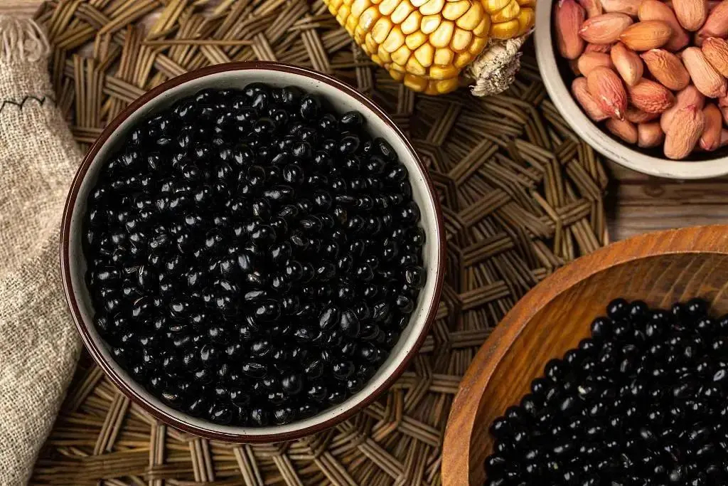 Một khi 5 "dấu hiệu xấu xí" này xuất hiện trên bàn tay, thận có thể đã bị "rỗng"! Ăn 3 "món" màu đen để thận khỏe- Ảnh 3.