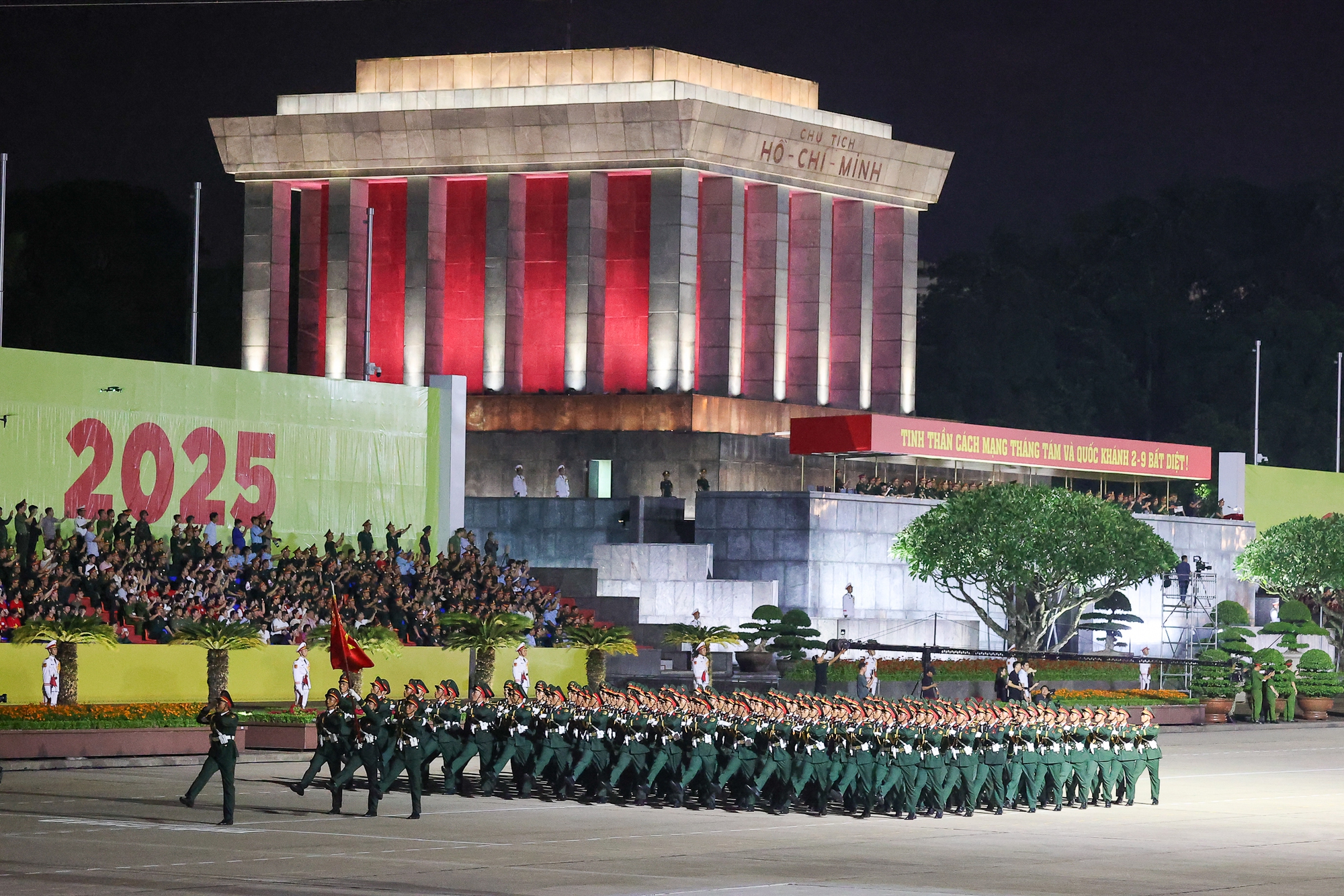 Lượng tìm kiếm Hà Nội tăng 370% trước thềm kỷ niệm 80 năm Quốc khánh Việt Nam- Ảnh 1.