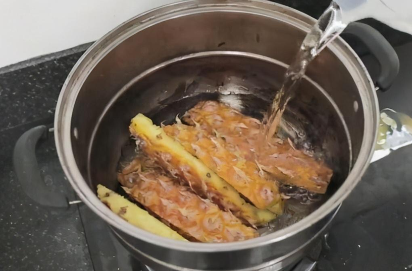 Phần dứa bị bỏ đi "phí nhất thế giới" giúp hạ huyết áp, ngừa ung thư, giải nhiệt hiệu quả- Ảnh 2.