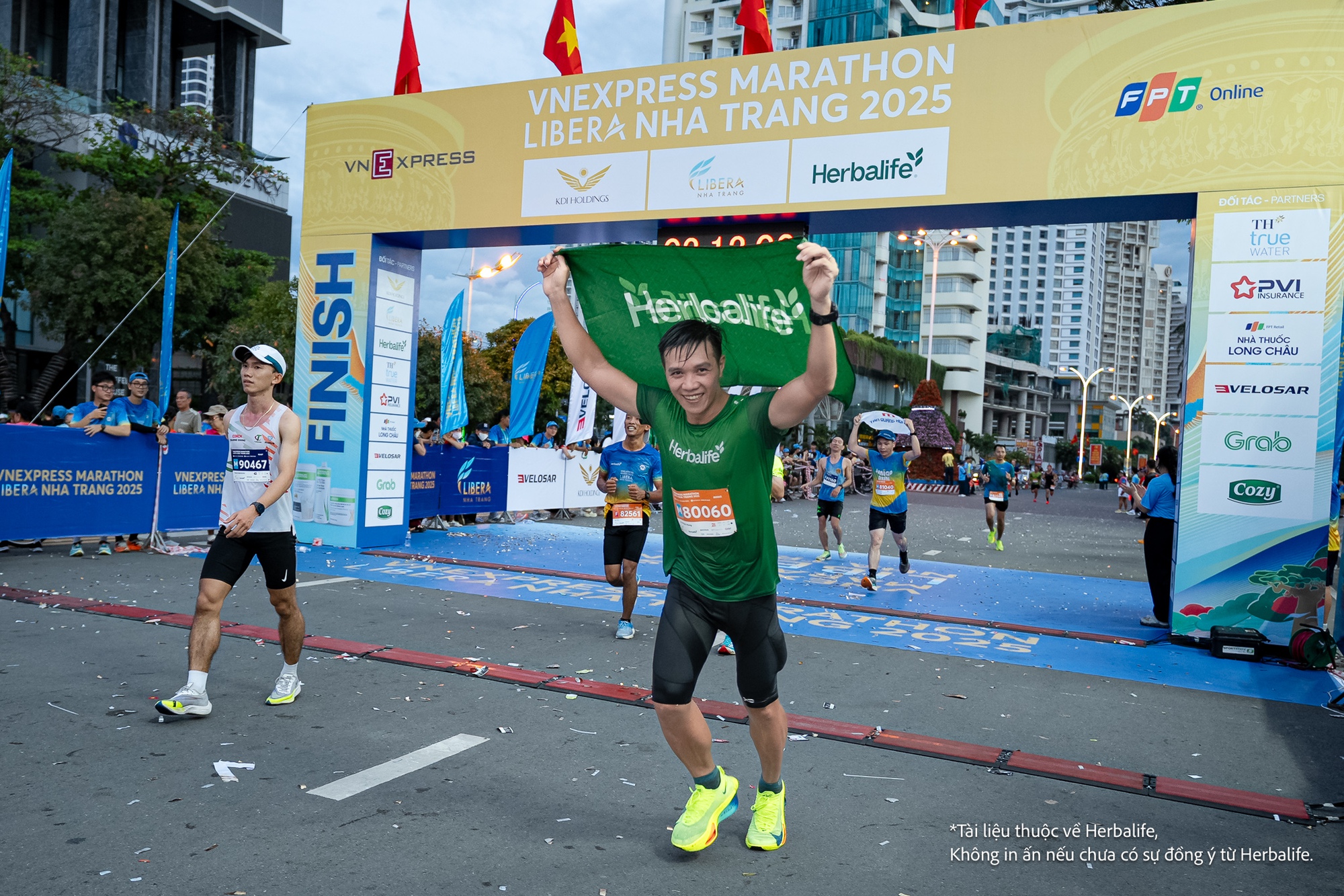 Herbalife Việt Nam tiếp tục năm thứ 4 đồng hành VnExpress Marathon Nha Trang - Ảnh 3. Herbalife Việt Nam tiếp tục năm thứ 4 đồng hành VnExpress Marathon Nha Trang - Ảnh 3.