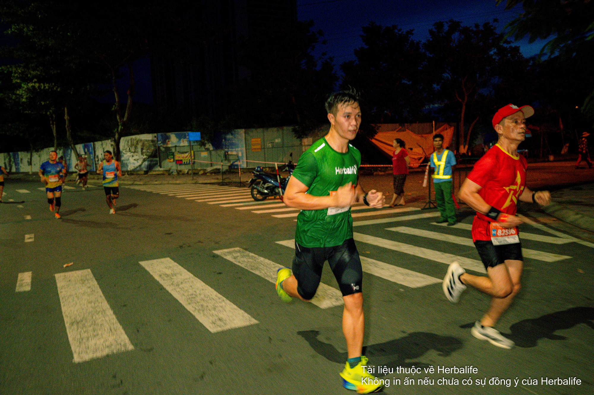 Herbalife Việt Nam tiếp tục năm thứ 4 đồng hành VnExpress Marathon Nha Trang - Ảnh 2. Herbalife Việt Nam tiếp tục năm thứ 4 đồng hành VnExpress Marathon Nha Trang - Ảnh 2.