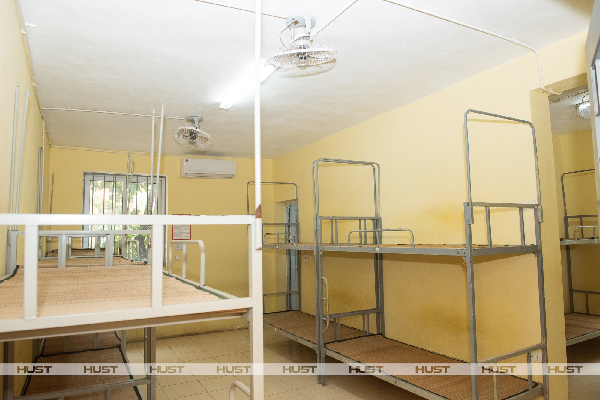 NÓNG: Một trường ĐH bố trí 1.200 chỗ ở miễn phí cho người dân tới Hà Nội tham dự Lễ diễu binh, diễu hành 2/9- Ảnh 2.