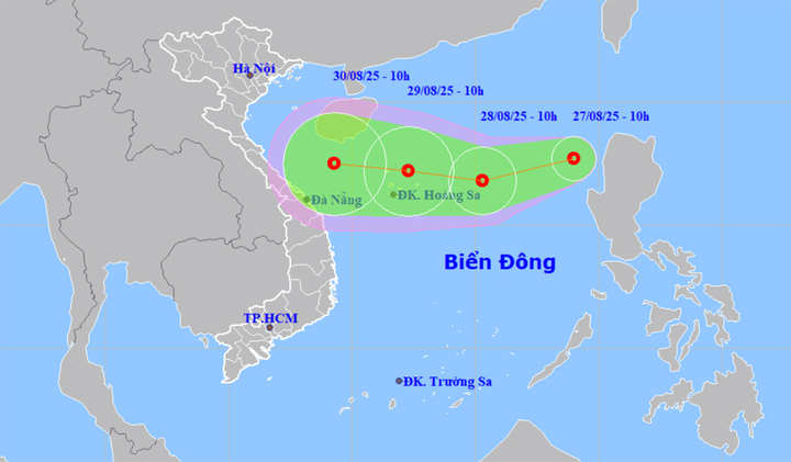 Áp thấp nhiệt đới hình thành trên Biển Đông, hướng về đất liền nước ta- Ảnh 1.