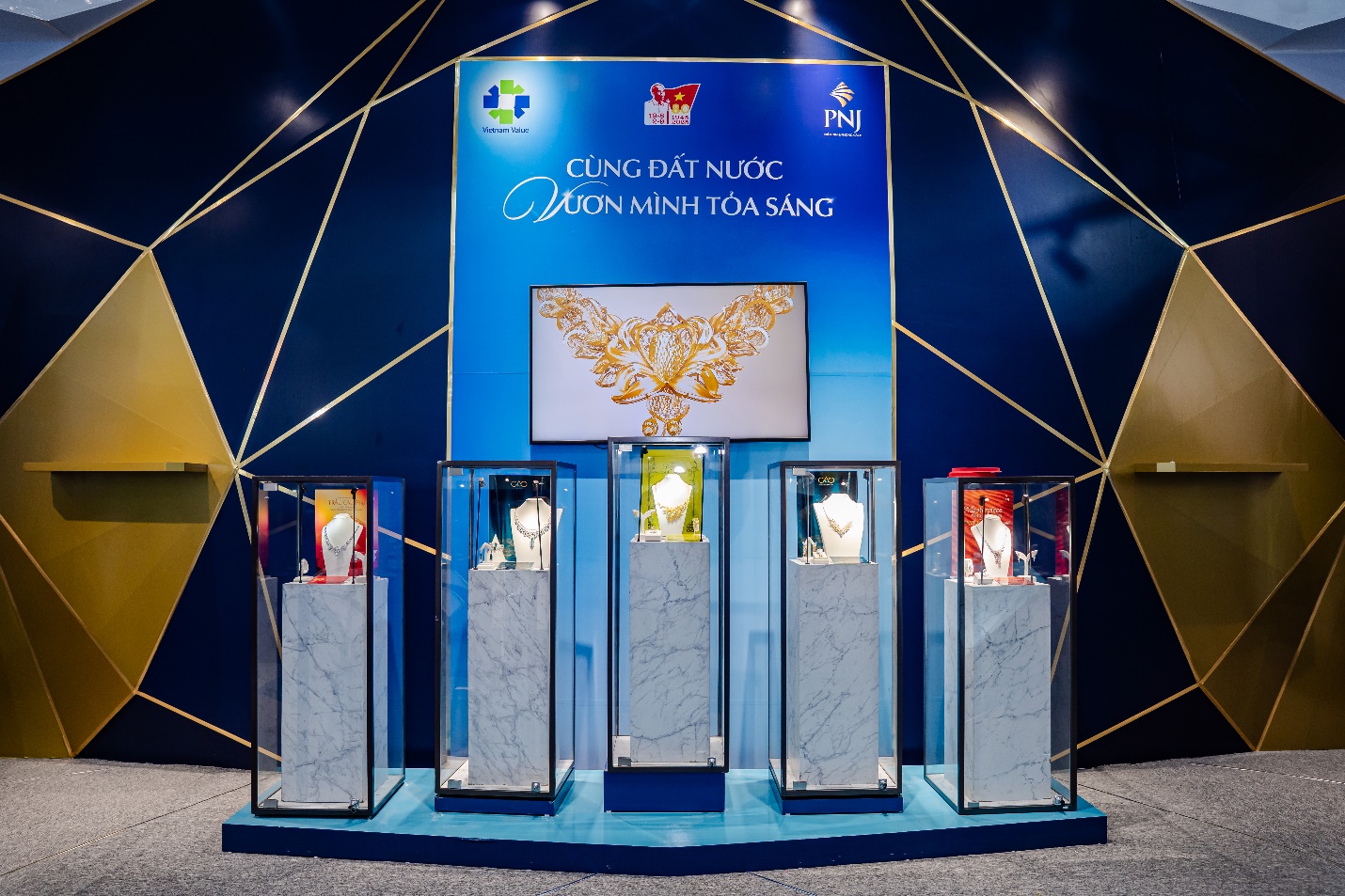 PNJ - biểu tượng vàng của tinh thần đổi mới và tiên phong - Ảnh 1.