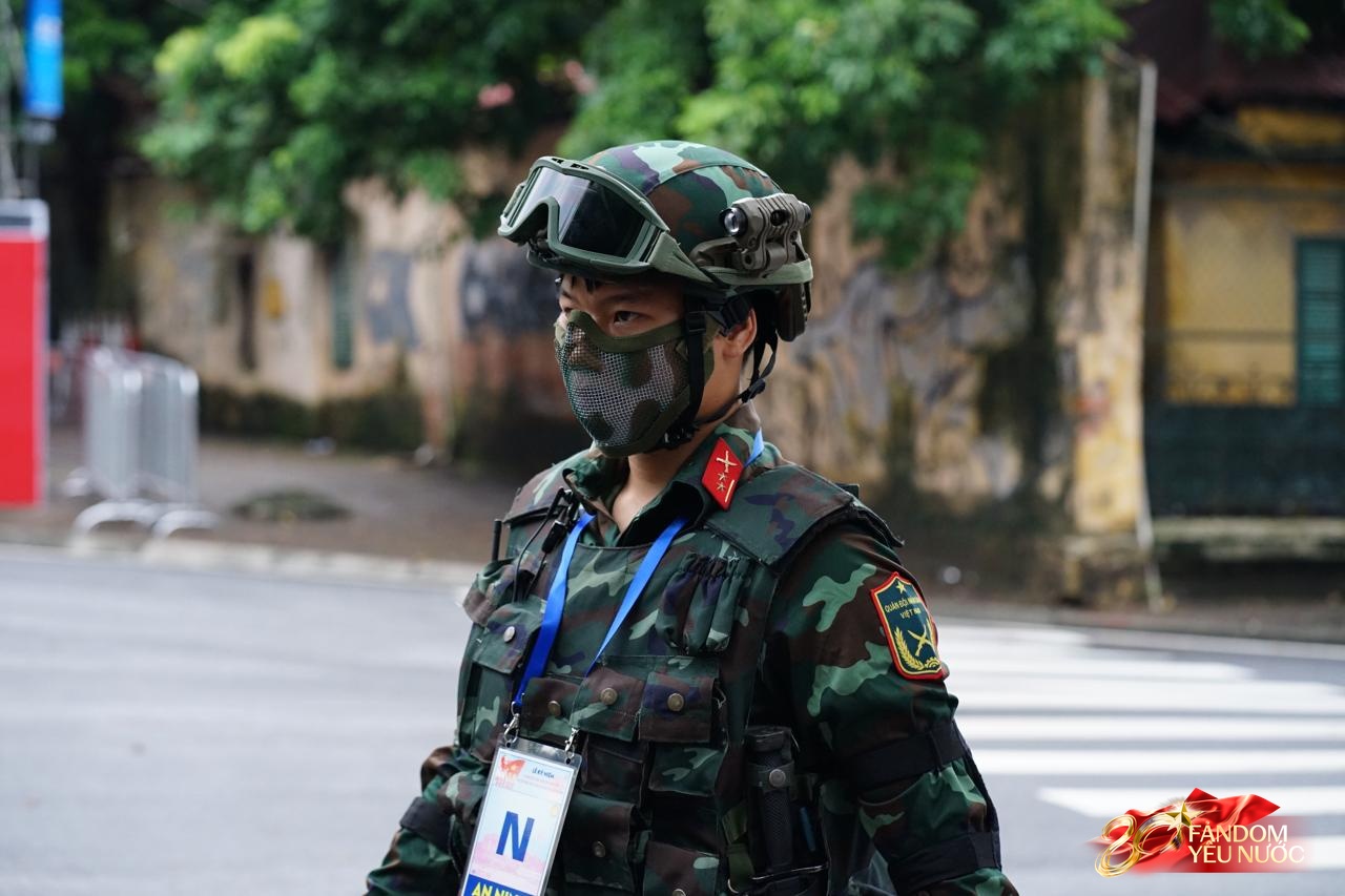 Cận cảnh lực lượng trinh sát đặc nhiệm luôn che kín mặt, âm thầm bảo vệ an ninh cho buổi sơ duyệt diễu binh diễu hành- Ảnh 4.