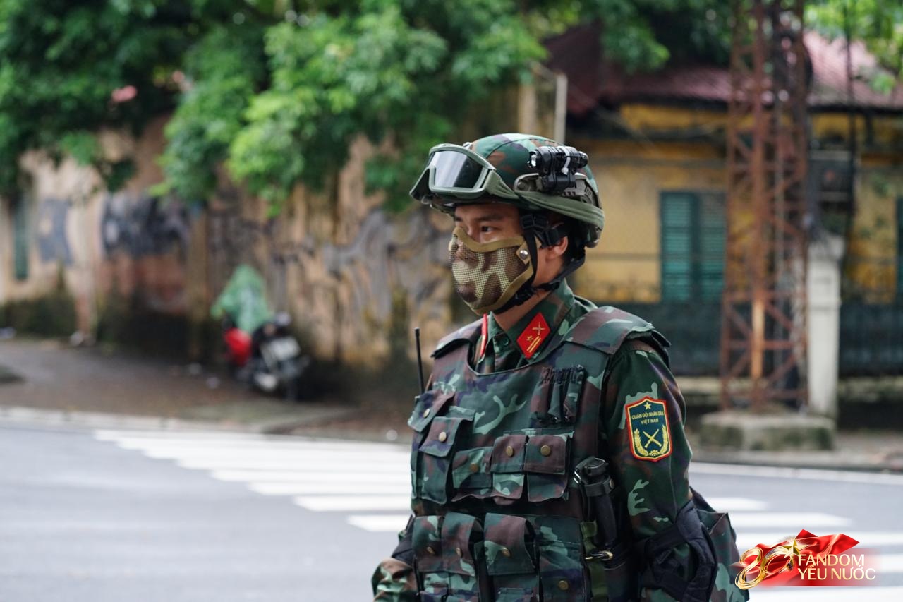 Cận cảnh lực lượng trinh sát đặc nhiệm luôn che kín mặt, âm thầm bảo vệ an ninh cho buổi sơ duyệt diễu binh diễu hành- Ảnh 3.
