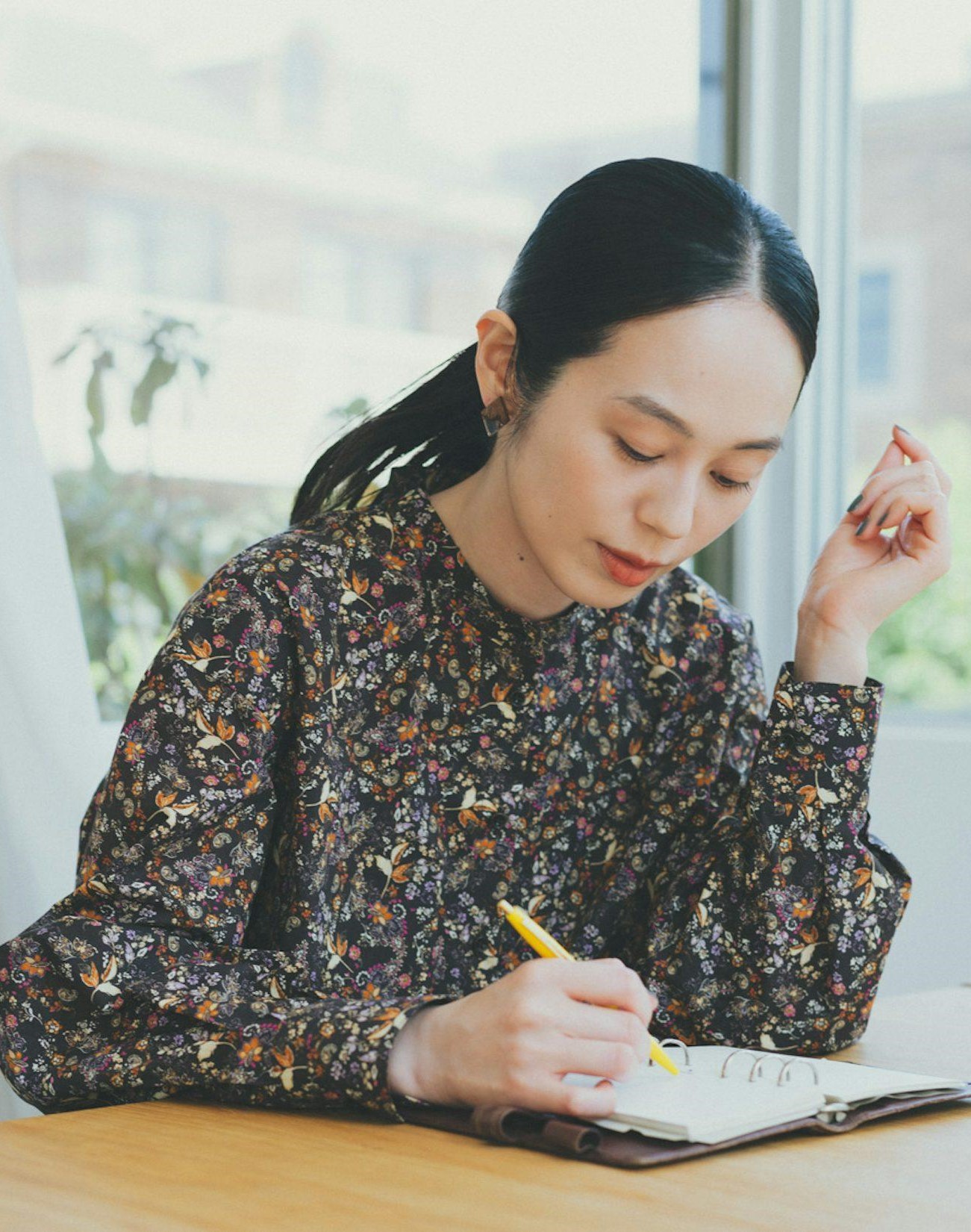 Gần 20 năm “lăn lộn” qua đủ kiểu công ty, tôi dám chắc: Bản chất của việc kiếm tiền gói gọn trong 3 điều này, hiểu sớm thì bớt khổ!- Ảnh 1.