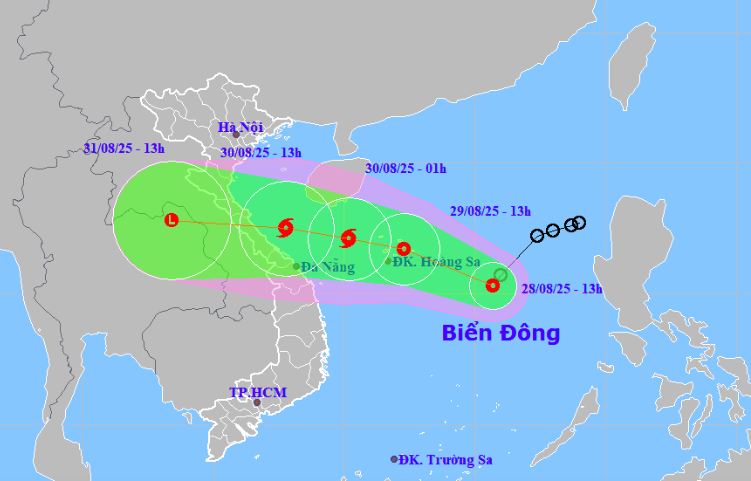 Bão số 6 từ áp thấp nhiệt đới đe dọa miền Trung vào ngày 30 - 8 - Ảnh 1. Bão số 6 từ áp thấp nhiệt đới đe dọa miền Trung vào ngày 30 - 8 - Ảnh 1.