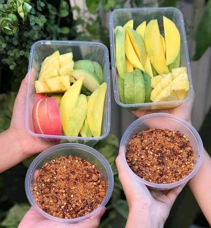 Chị em văn phòng bỏ tiền triệu mỗi tháng chỉ để ăn hoa quả cắt sẵn - vì sao chọn tiện thay vì rẻ?- Ảnh 2. Chị em văn phòng bỏ tiền triệu mỗi tháng chỉ để ăn hoa quả cắt sẵn - vì sao chọn tiện thay vì rẻ?- Ảnh 2.